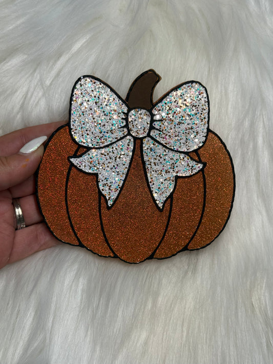 Pumpkin with bow