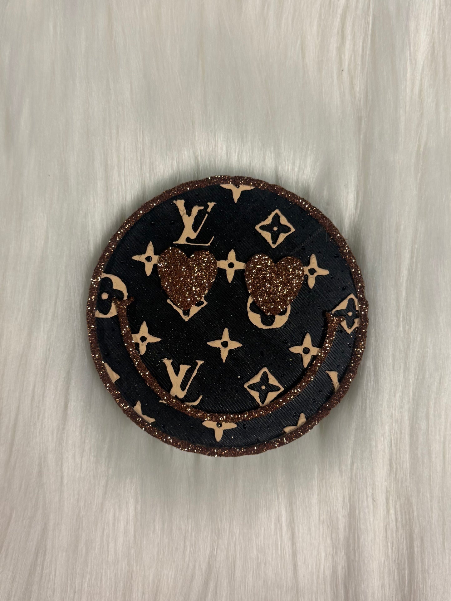 LV Smiley